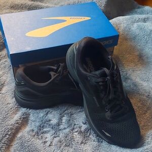 Womens Brooks Ghost 15 Suze 9.5 Black